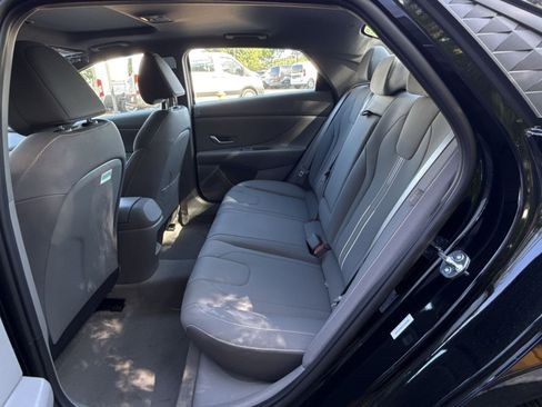 New 2026 Hyundai Elantra SEL Sport Premium FWD image 23
