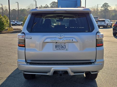 Used 2022 Toyota 4Runner TRD Sport image 9