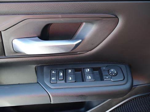 New 2026 RAM 1500 Express AWD/4WD image 22