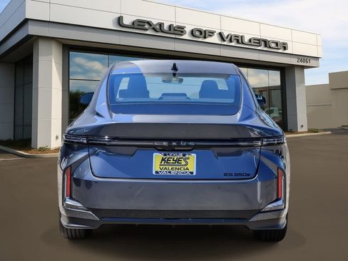 New 2026 Lexus ES 350e FWD image 3
