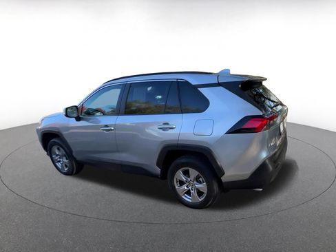 Used 2025 Toyota RAV4 XLE image 10