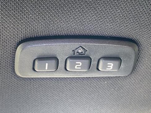 Used 2017 Volvo S60 T6 R-Design Platinum AWD/4WD image 18