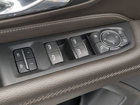 Used 2023 GMC Yukon XL Denali w/ Max Trailering Package image 12