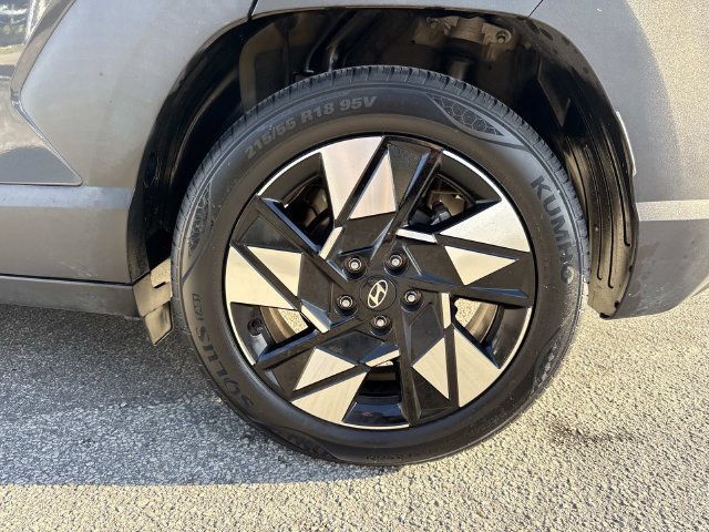 Used 2024 Hyundai Kona SEL FWD image 10