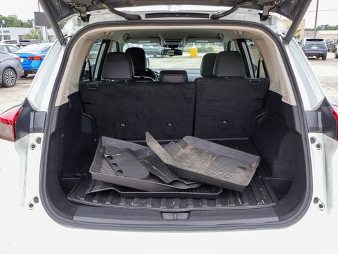 Used 2025 Nissan Rogue SV w/ Rock Creek Premium Package AWD/4WD image 19