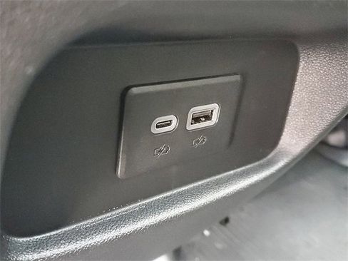 Certified 2023 Cadillac XT5 Premium Luxury w/ LPO, Floor Liner Package image 32