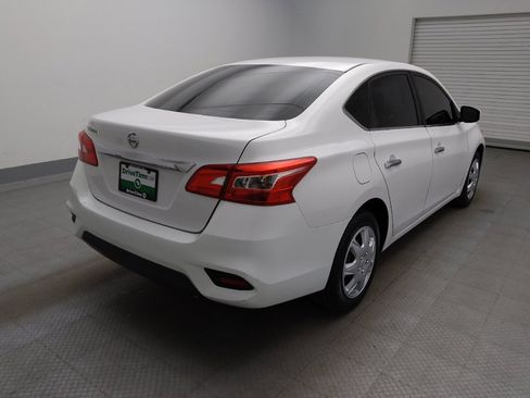 Used 2017 Nissan Sentra S FWD image 9