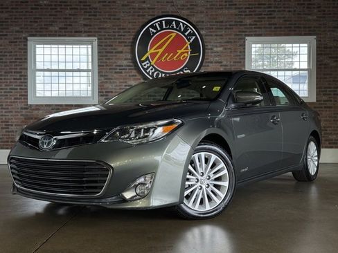 Used 2014 Toyota Avalon Limited image 1