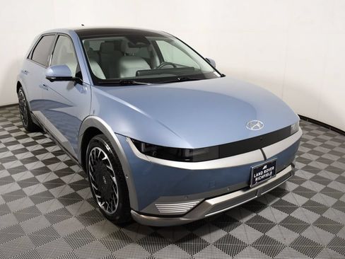 Used 2024 Hyundai Ioniq 5 Limited AWD/4WD image 9
