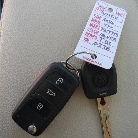 Used 2011 Volkswagen Jetta TDI FWD image 21