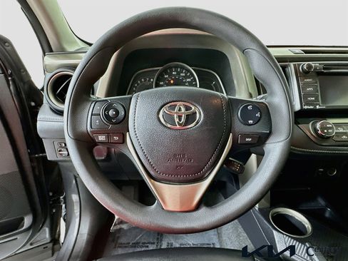 Used 2015 Toyota RAV4 XLE FWD image 11