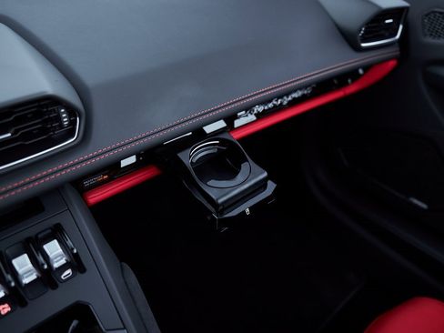 Used 2024 Lamborghini Huracan EVO image 64