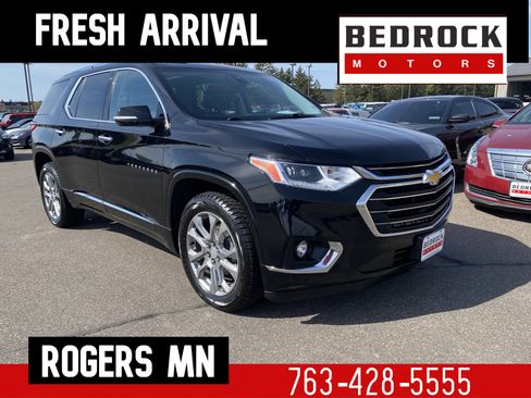 Used 2019 Chevrolet Traverse Premier w/ LPO, Floor Liner Package AWD/4WD image 1