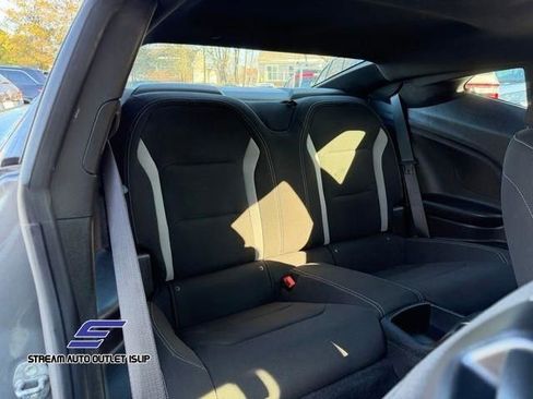 Used 2021 Chevrolet Camaro LT image 18
