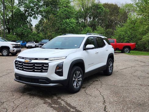 New 2025 Chevrolet Equinox LT w/ Convenience Package II image 1