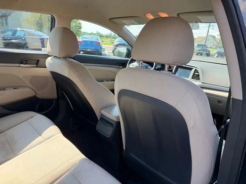 Used 2018 Hyundai Elantra SEL FWD image 7