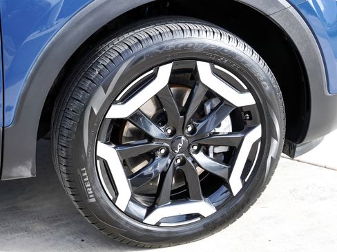 Used 2025 Kia Telluride S AWD/4WD image 10