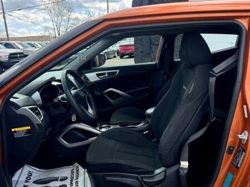 Used 2015 Hyundai Veloster 3dr Cpe Auto RE:FLEX image 13