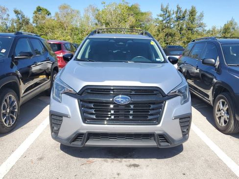 Used 2024 Subaru Ascent Onyx Edition AWD/4WD image 2