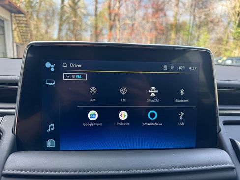 Used 2022 Chevrolet Suburban Z71 w/ Luxury Package image 24