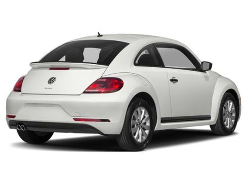 Used 2019 Volkswagen Beetle 2.0T SE w/ SE Premium Package FWD image 2