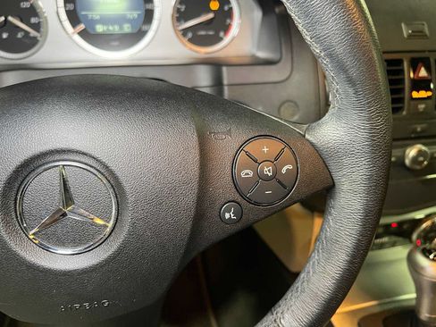 Used 2008 Mercedes-Benz C 300 4MATIC Sedan image 29