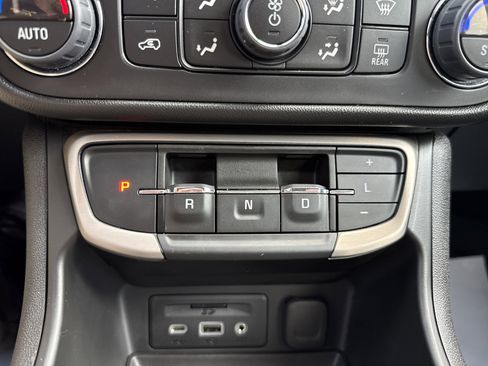 Used 2022 GMC Terrain Denali w/ LPO, Floor Liner Package AWD/4WD image 25