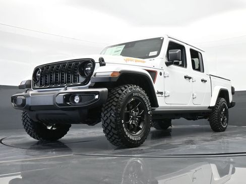 Used 2024 Jeep Gladiator Sport image 39