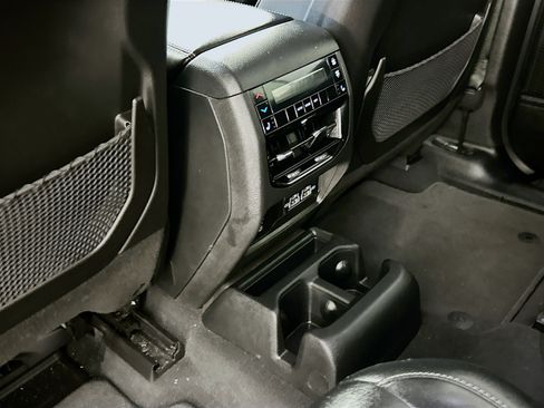 Used 2023 Jeep Grand Cherokee L Limited AWD/4WD image 29