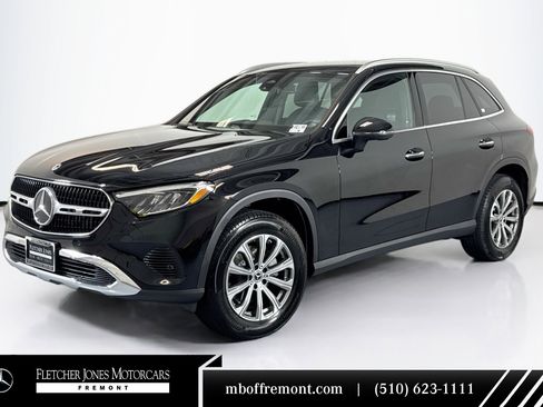 Certified 2025 Mercedes-Benz GLC 300 image 1