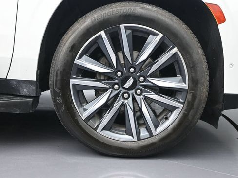 Used 2021 Cadillac Escalade ESV Sport w/ Driver Assist Tech Package RWD image 9
