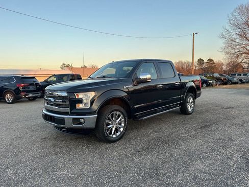 Used 2015 Ford F150 Lariat w/ Equipment Group 502A Luxury image 1