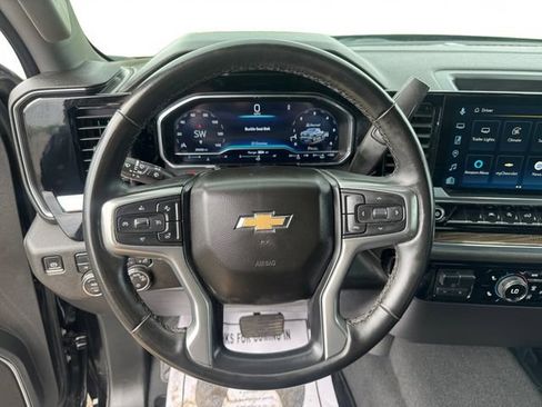 Certified 2023 Chevrolet Silverado 1500 LT AWD/4WD image 13