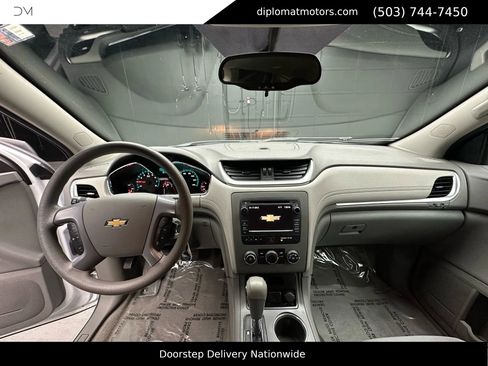 Used 2017 Chevrolet Traverse LS image 30