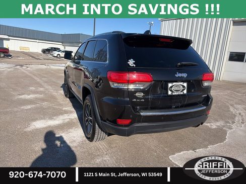 Used 2018 Jeep Grand Cherokee Limited image 16