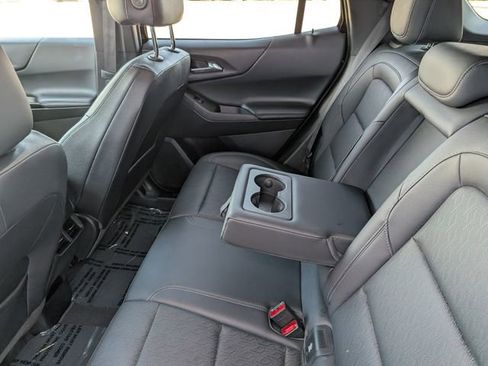 Used 2025 Chevrolet Equinox LT w/ Convenience Package II AWD/4WD image 21