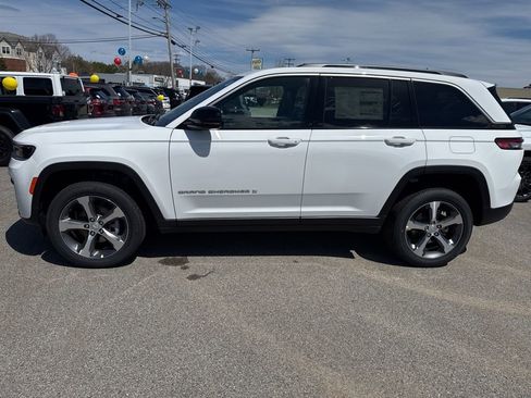 New 2026 Jeep Grand Cherokee Limited AWD/4WD image 2