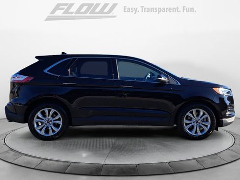 Used 2019 Ford Edge Titanium w/ Equipment Group 301A image 9