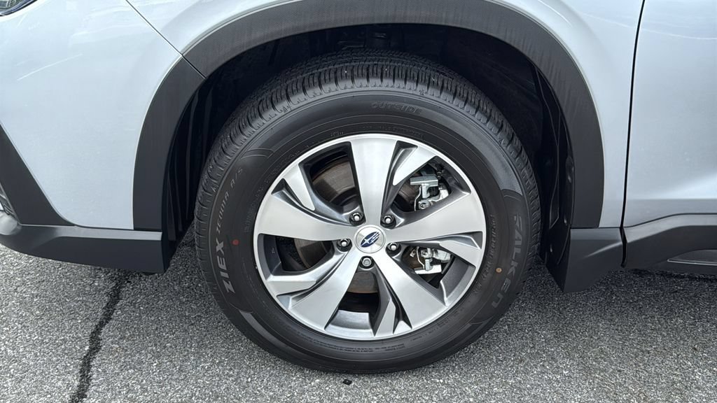Certified 2025 Subaru Ascent Premium AWD/4WD image 8