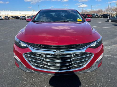 Used 2019 Chevrolet Malibu LT w/ Driver Confidence Package image 6