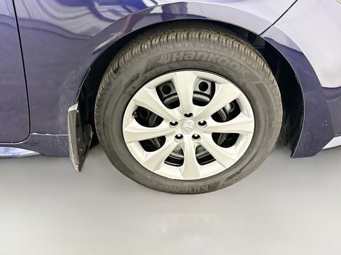Used 2026 Toyota Corolla LE FWD image 31