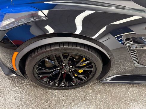 Used 2016 Chevrolet Corvette Z06 w/ 2LZ Preferred Equipment Group RWD image 24