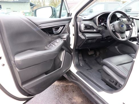 Used 2024 Subaru Outback Limited XT image 10