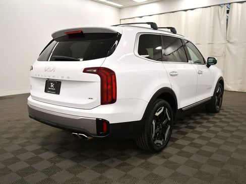Certified 2025 Kia Telluride S AWD/4WD image 8