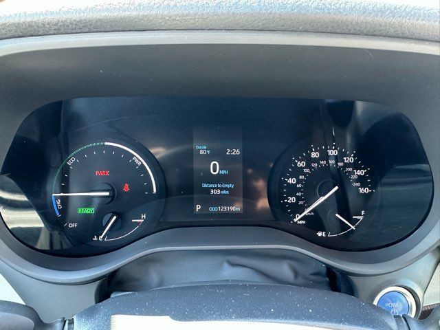 Used 2022 Toyota Sienna XLE AWD/4WD image 12