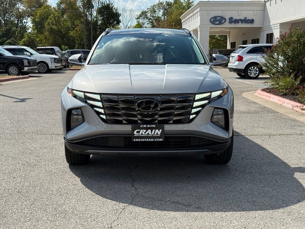 Used 2024 Hyundai Tucson Limited AWD/4WD image 2