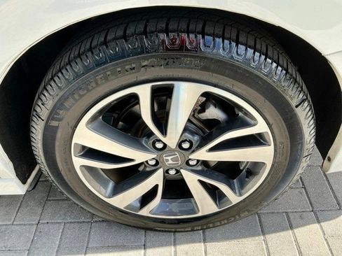 Certified 2022 Honda Odyssey Touring image 18