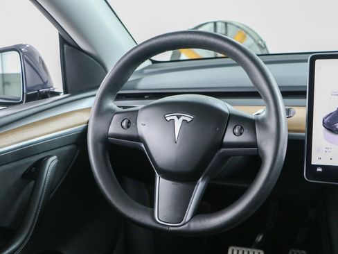Used 2023 Tesla Model Y Performance AWD/4WD image 12
