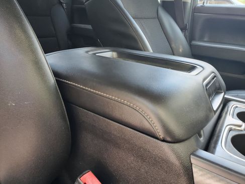 Used 2014 GMC Sierra 1500 SLE w/ All-Terrain Package AWD/4WD image 29