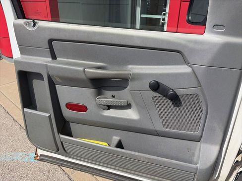 Used 2006 Dodge Ram 1500 Truck ST w/ Trailer Tow Group AWD/4WD image 7